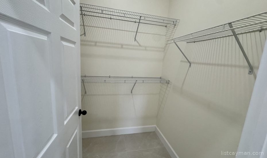 New Spacious 2 bed photo 7