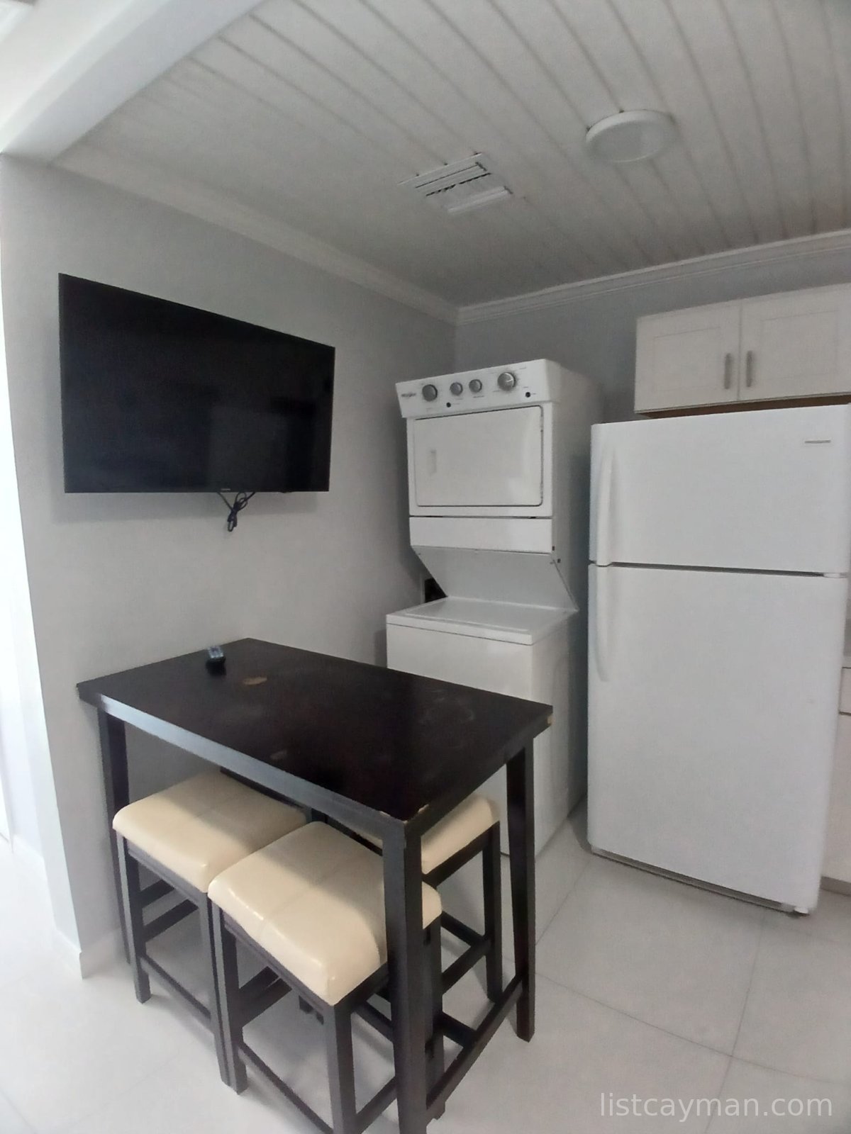 Walkers Rd 2 bed 1 bath photo 7