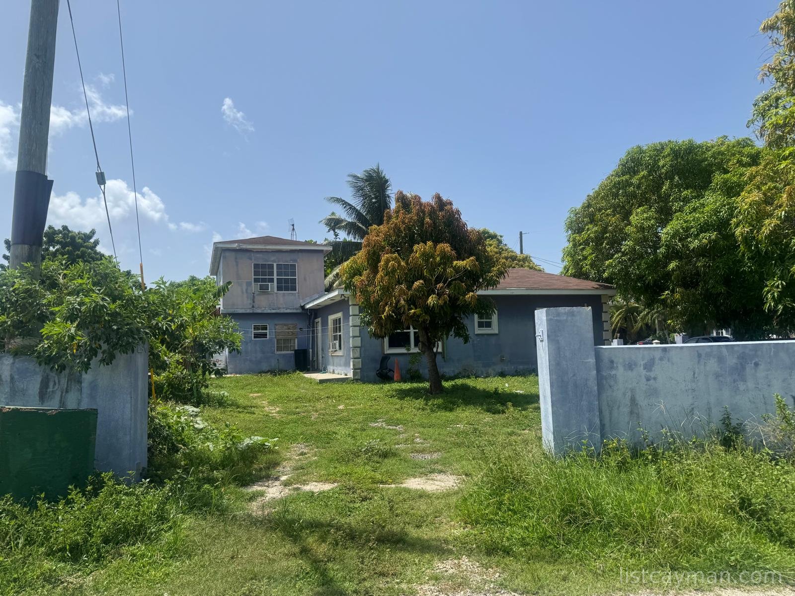 Fixer Upper 3 Bed + 2 Apts photo 2