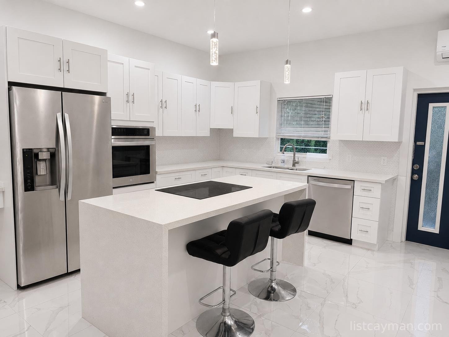 Charming 3 bed & Den Home