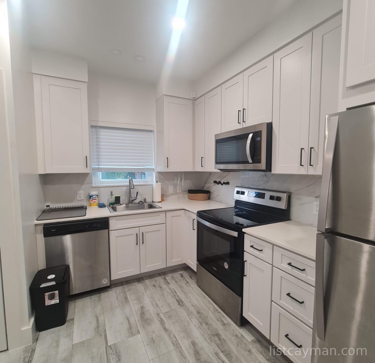 Foxtail Courts 2 bed 2 bath Condo photo 3