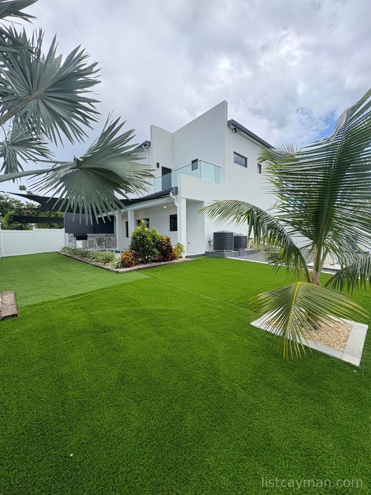 Foxtail Villas 4 bedr w Swimming Pool & Garage photo 3