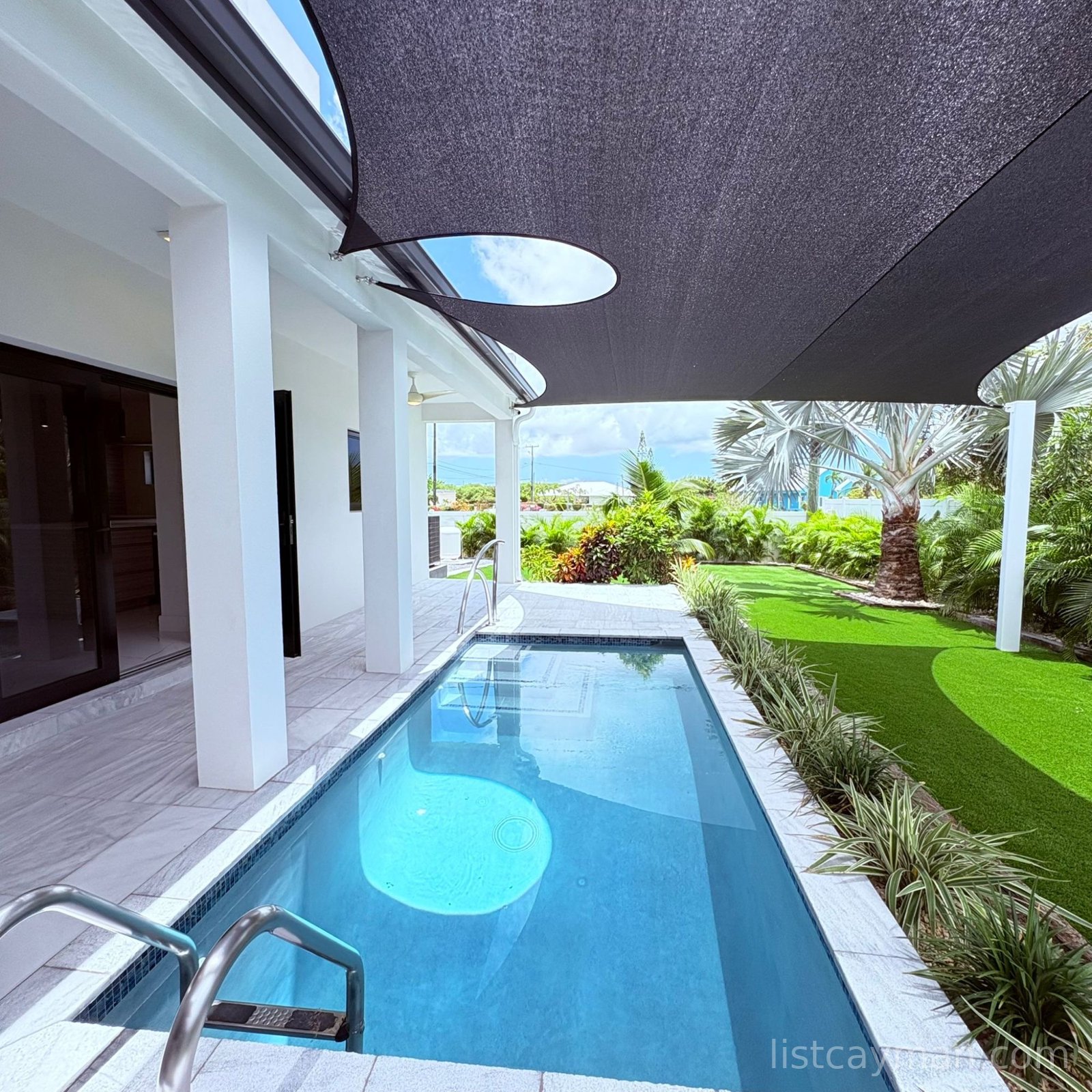 Foxtail Villas 4 bedr w Swimming Pool & Garage photo 2