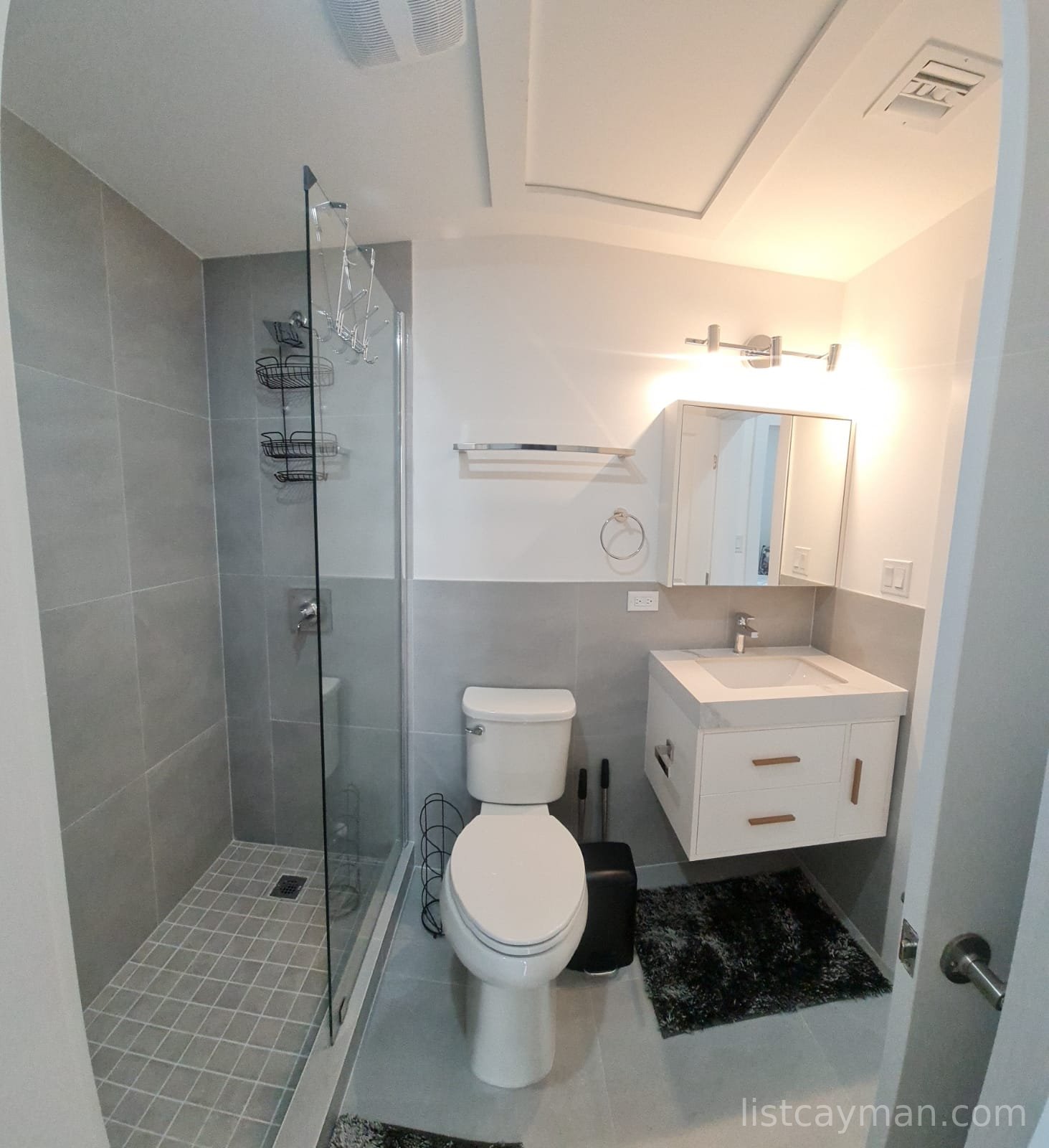 YARL Condo 1BR/1BA photo 6
