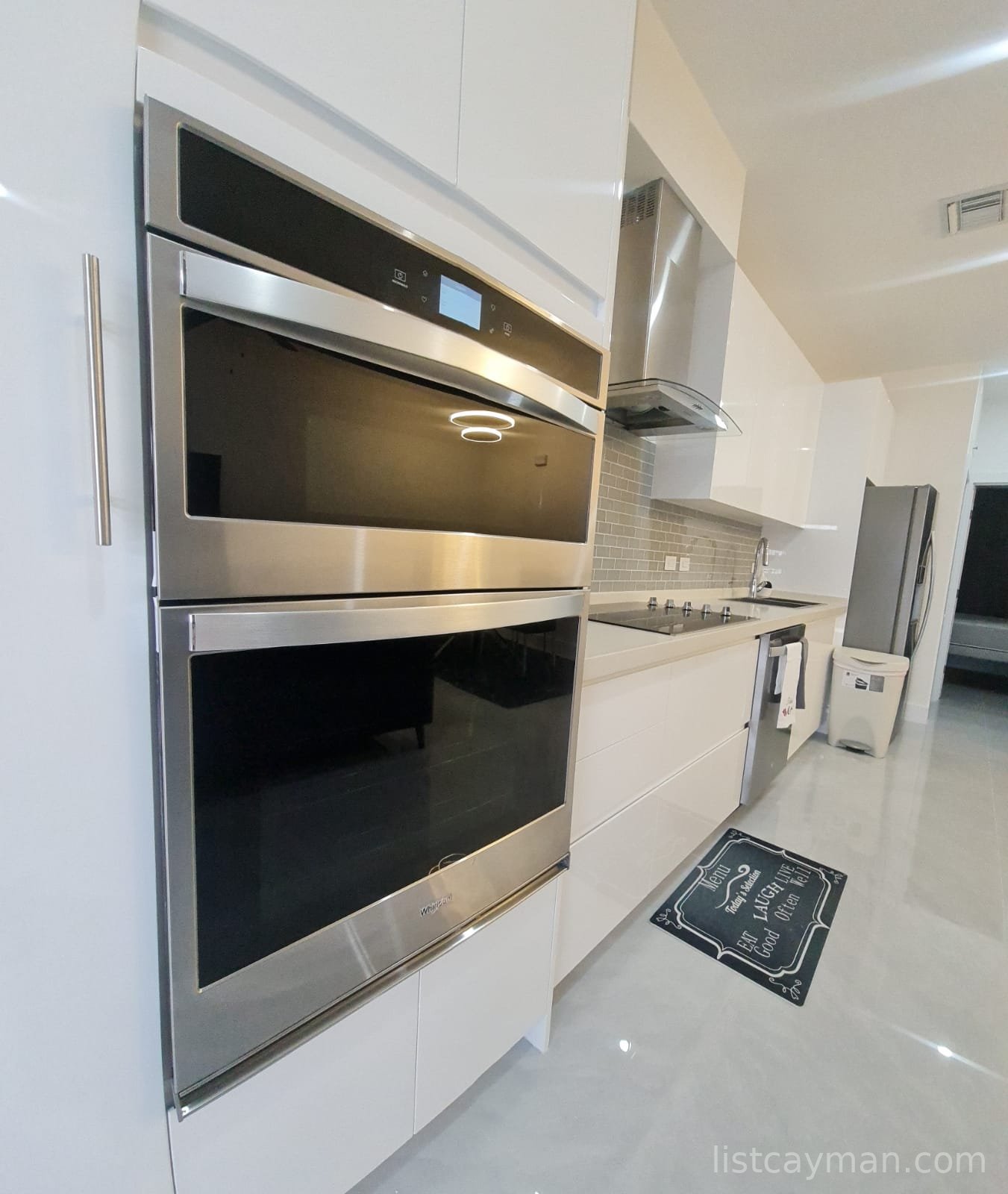 YARL Condo 1BR/1BA photo 4