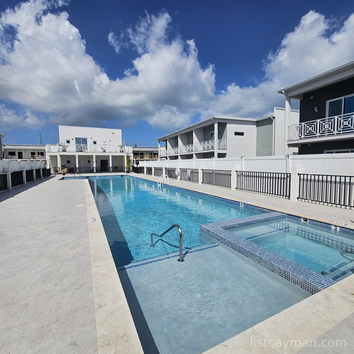 YARL Condo 1BR/1BA
