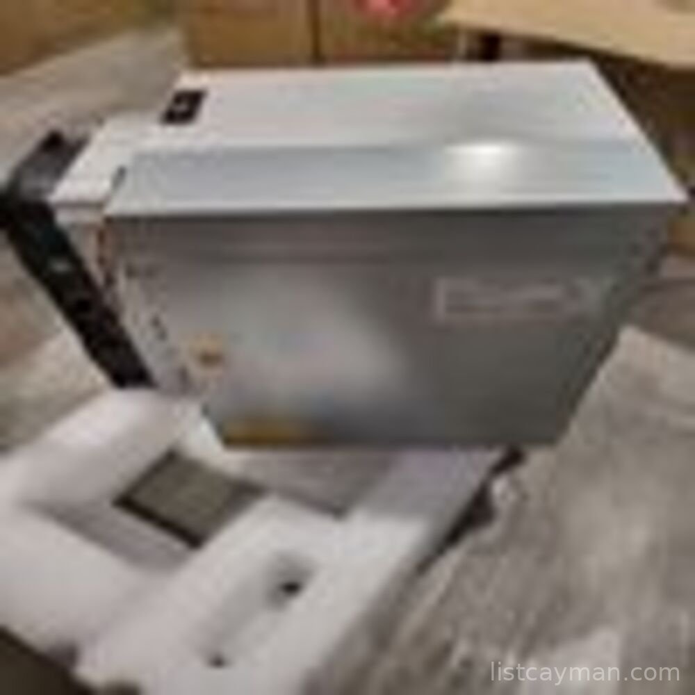 Bitmain Antminer Z15 Pro 840KSol Zcash Miner photo 1