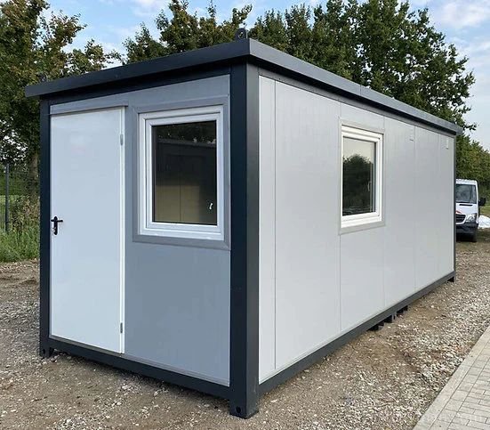 6×2.40 m container + WC, shower and kitchen